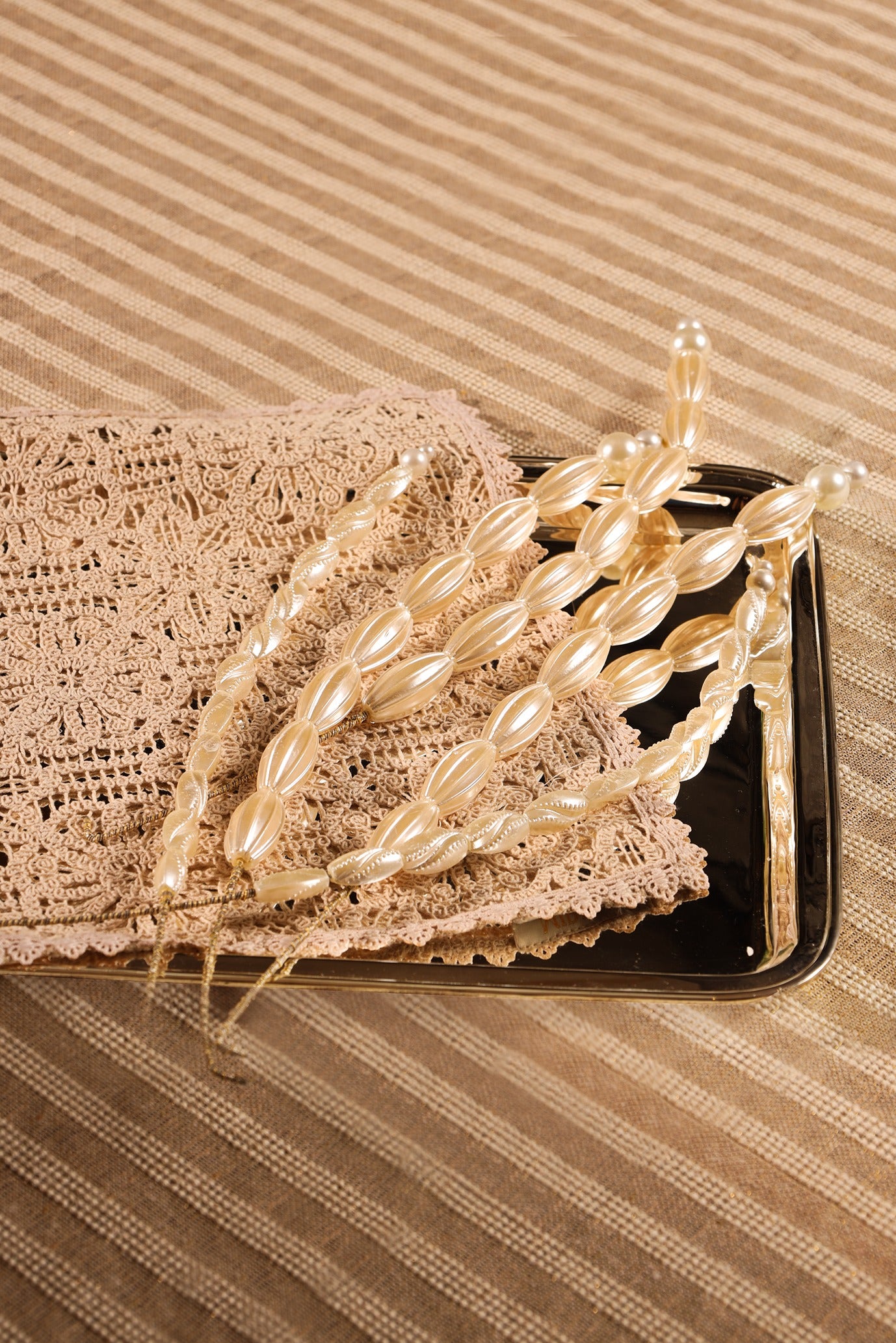 ASSORTED PEARL STICKS